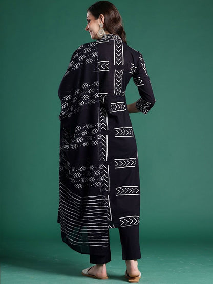 Women Printed Regular Thread Work Pure Cotton Kurta with Trousers & With Dupatta