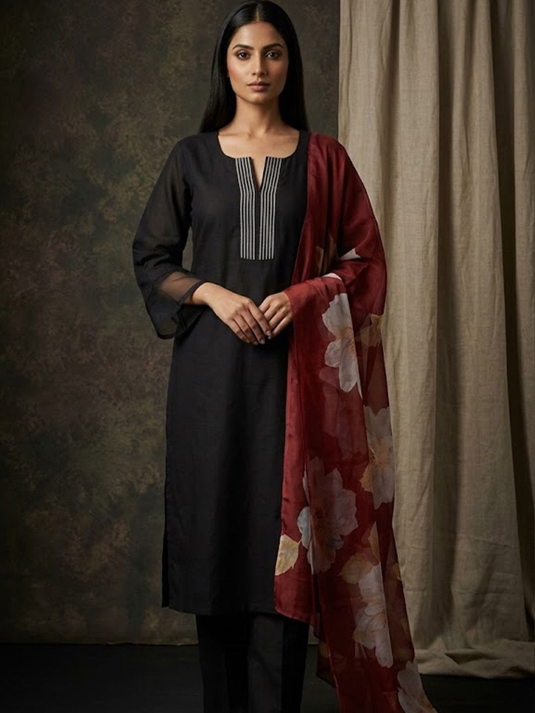 Round Neck Kurta & Trousers With Dupatta