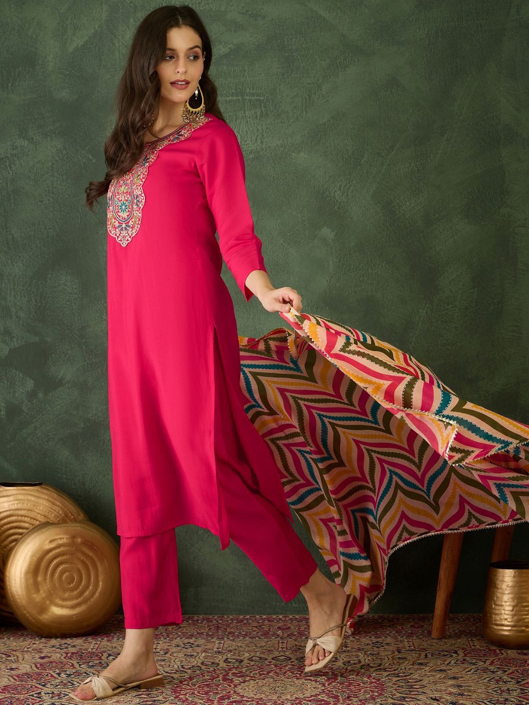 Dhiyona KL Women Ethnic Motifs Embroidered Kurta with Trousers & Dupatta