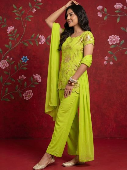 Women Floral Embroidered Regular Sequinned Kurta with Trousers & With Dupatta