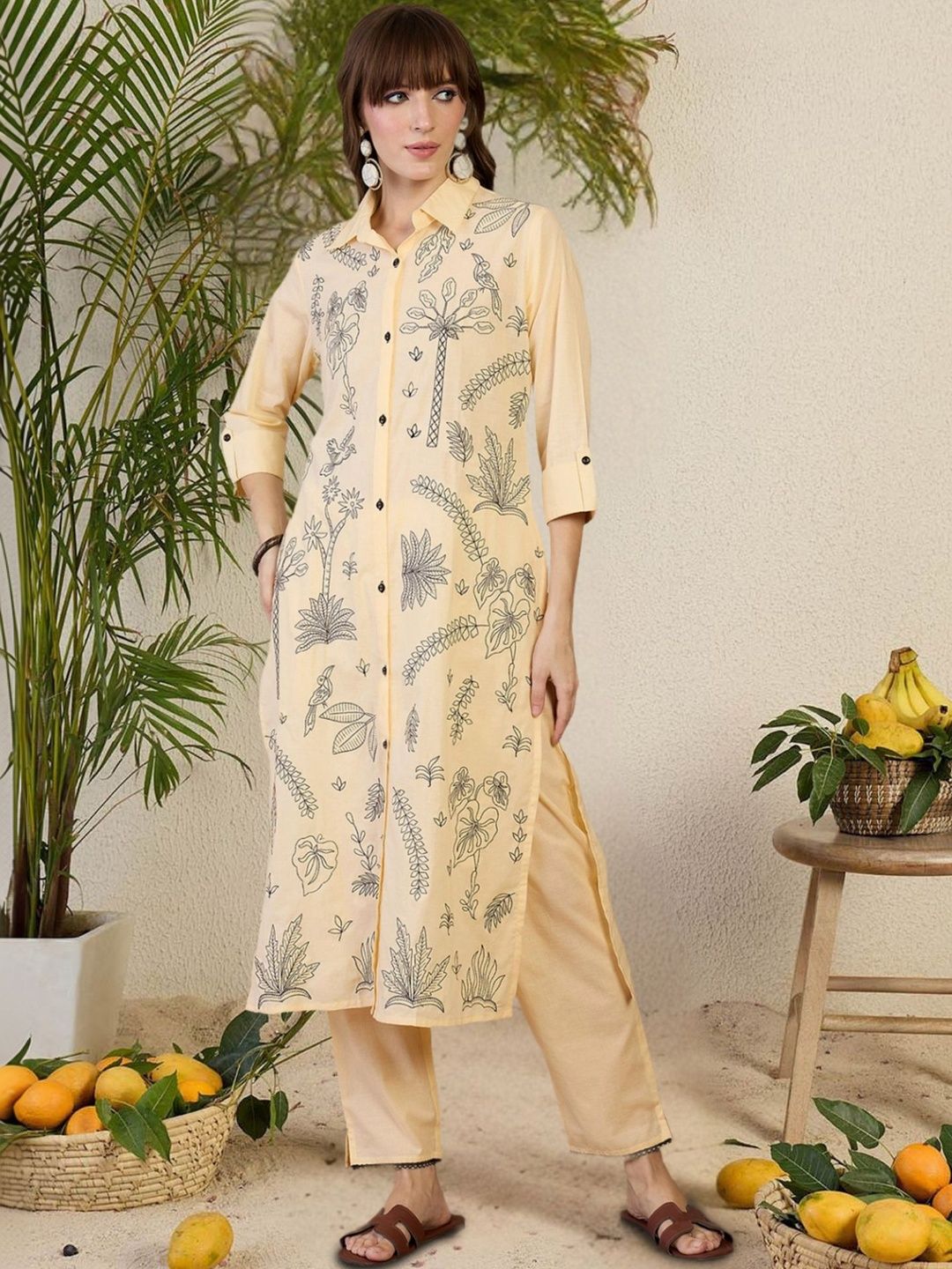 Dhiyona IE Women Floral Printed Regular Pure Cotton Kurta with Trousers