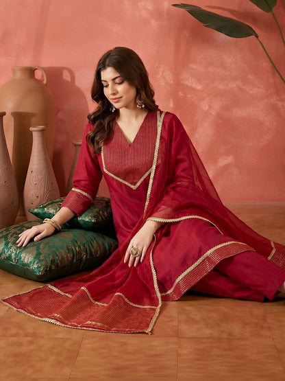 Embroidered Round Neck Kurta Sets