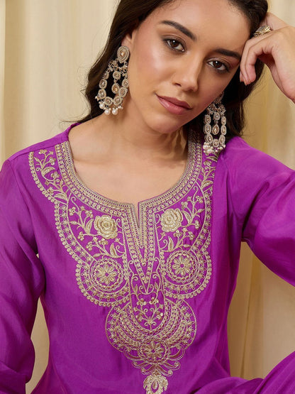 Women Ethnic Motifs Embroidered Regular Thread Work Kurta with Trousers