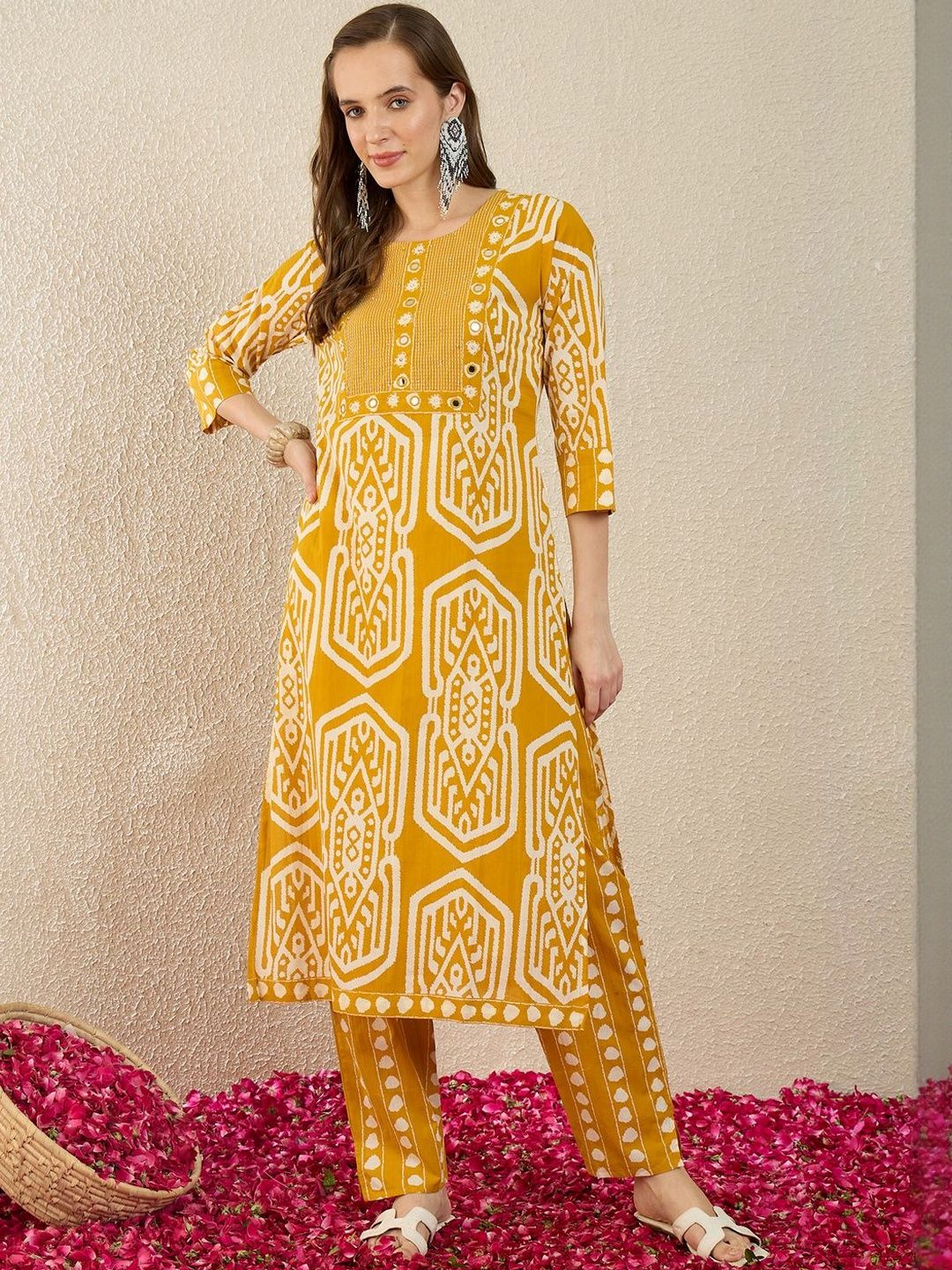 Dhiyona IE Printed Round Neck Three-Quarter Sleeves Pure Cotton Tunic And Trousers