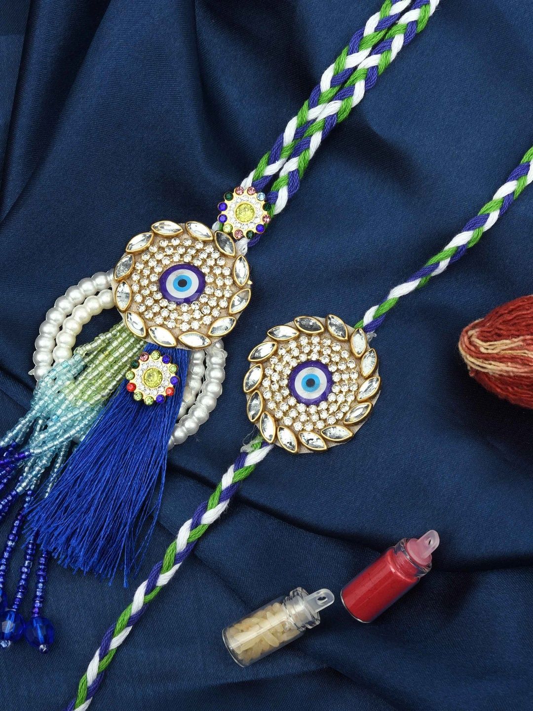 Dhiyona Rakhi