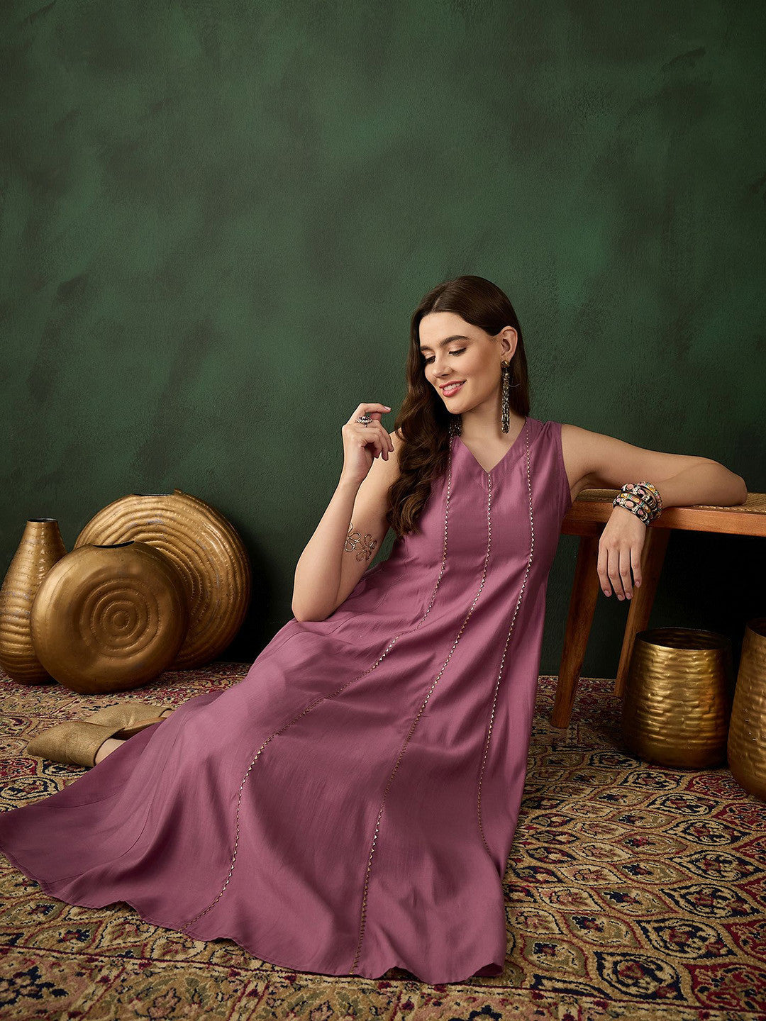 Women Striped Solid Kurta with Trousers
