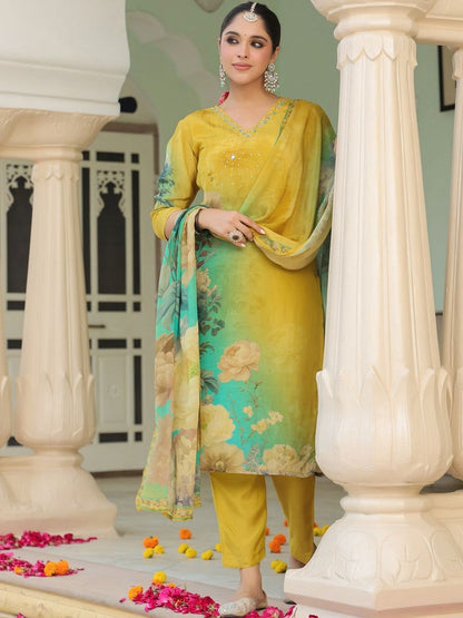 Dhiyona RR Women's Floral Printed Regular Kurta & Trousers With Dupatta