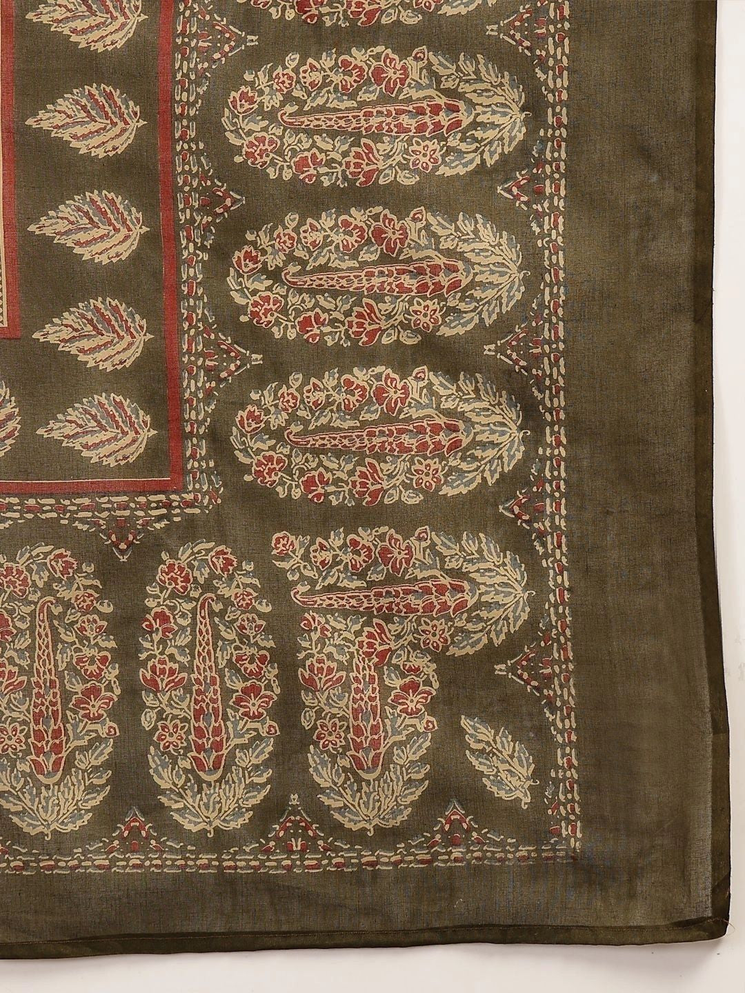 Women Ethnic Motifs Printed Regular Kurta with Trousers & With Dupatta