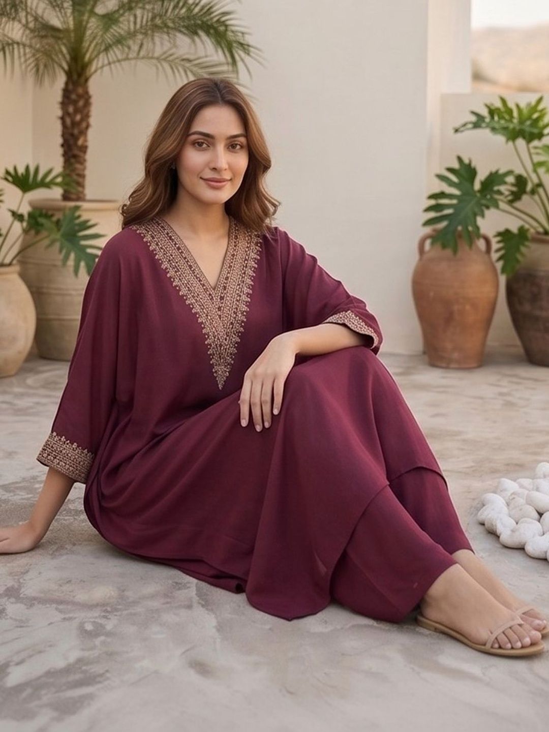 Maroon Women Ethnic Motifs Embroidered Regular Thread Work Kurta with Trousers