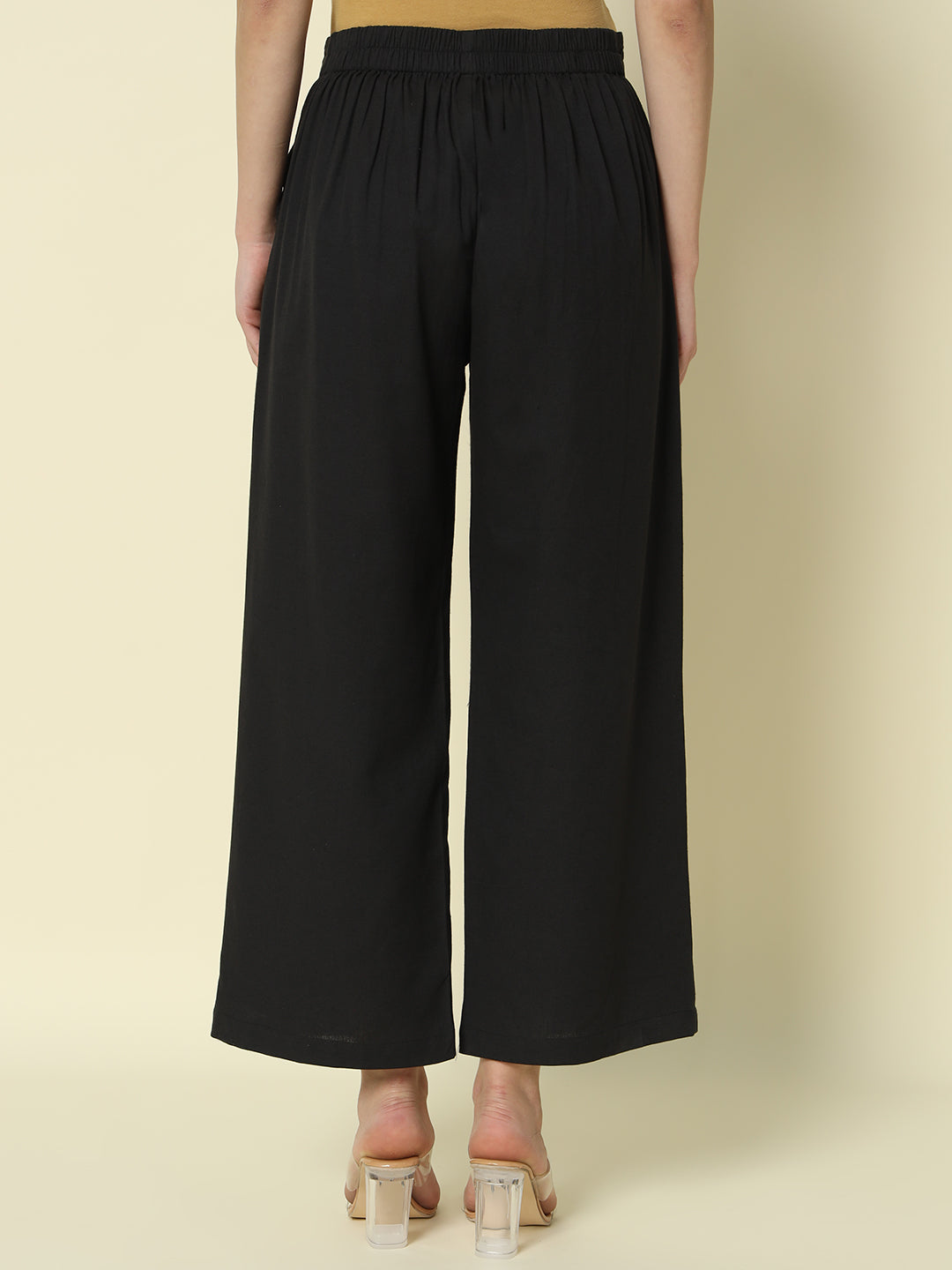 Dhiyona FL Women's Black Cotton Solid Palazzo