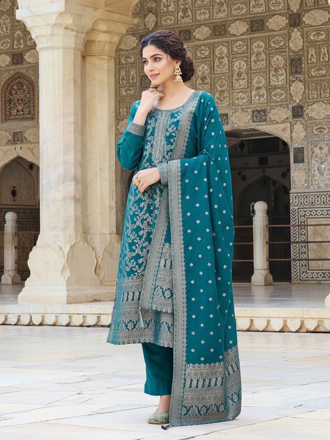 Dhiyona KL Floral Woven Design Straight Kurta with Trousers & Dupatta