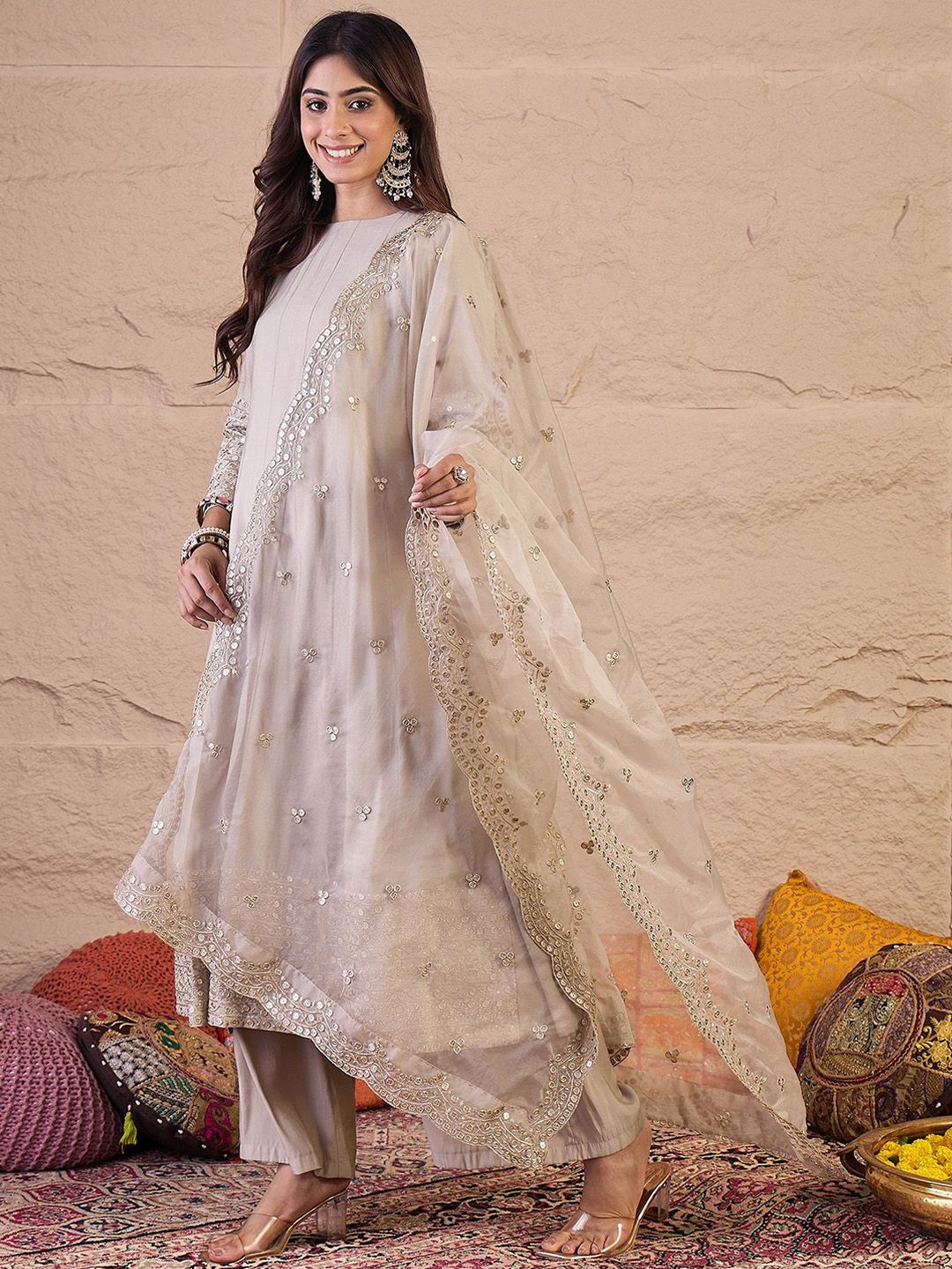 Dhiyona IN Women Floral Self Design Regular Sequinned Kurta with Palazzos & Dupatta