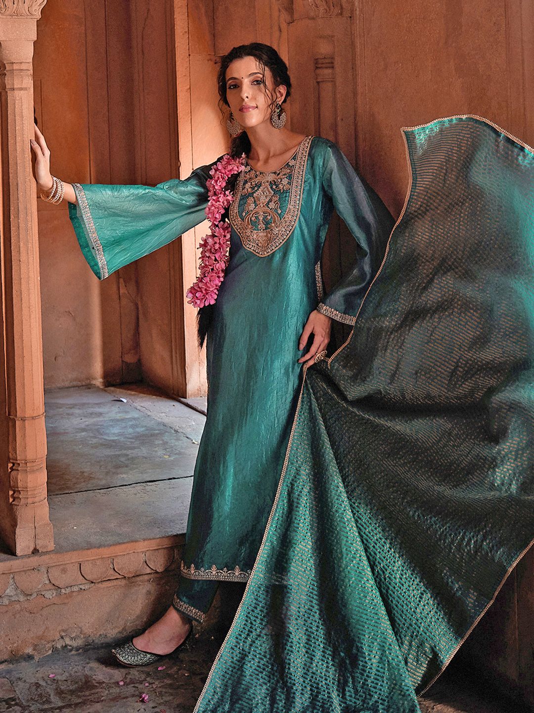 Dhiyona CH Women Embroidered Sequinned Kurta with Trousers & Dupatta