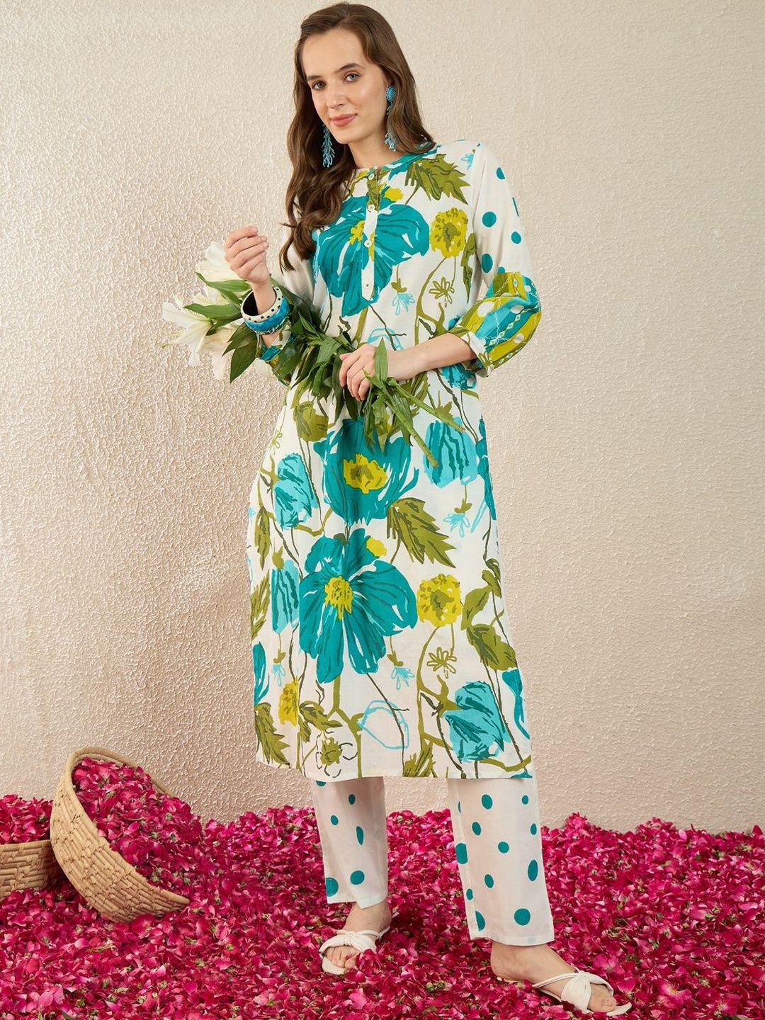 Dhiyona IE Printed Mandarin Collar Three-Quarter Sleeves Pure Cotton Tunic And Trousers