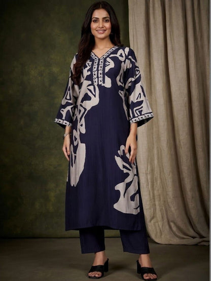 Printed Chanderi Silk V-Neck Kurta & Trousers