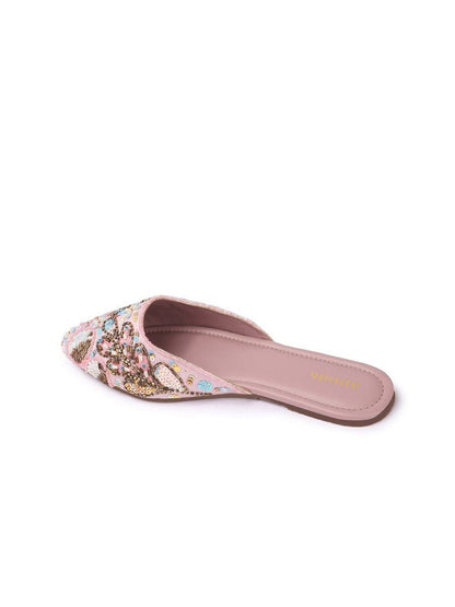 Dhiyona AK Women Embellished Ethnic Ballerinas Flats