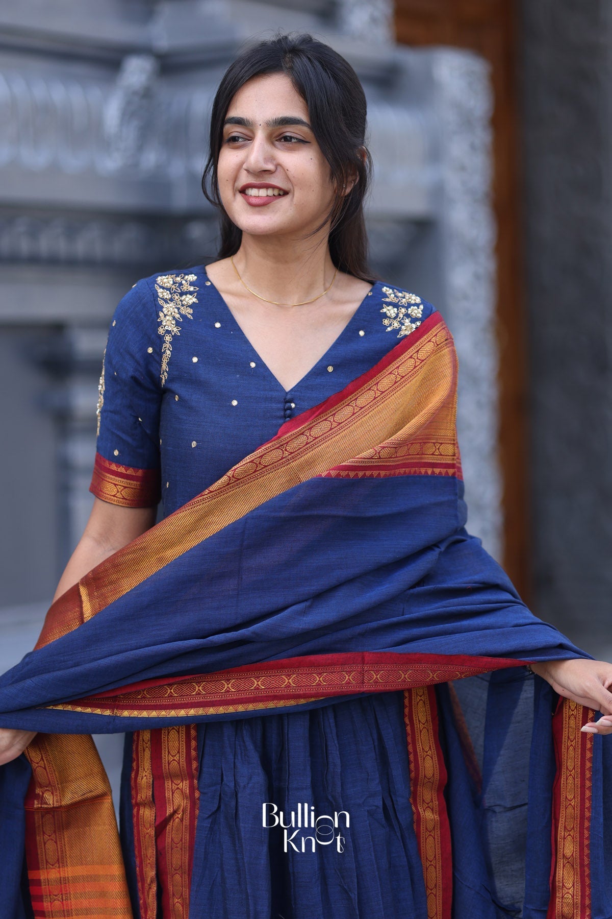 Dhiyona BN Basude Handloom Blue Suit Set