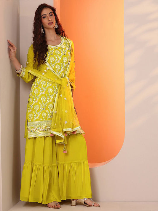 Dhiyona LL Women Floral Embroidered Thread Work Kurti with Sharara & Dupatta