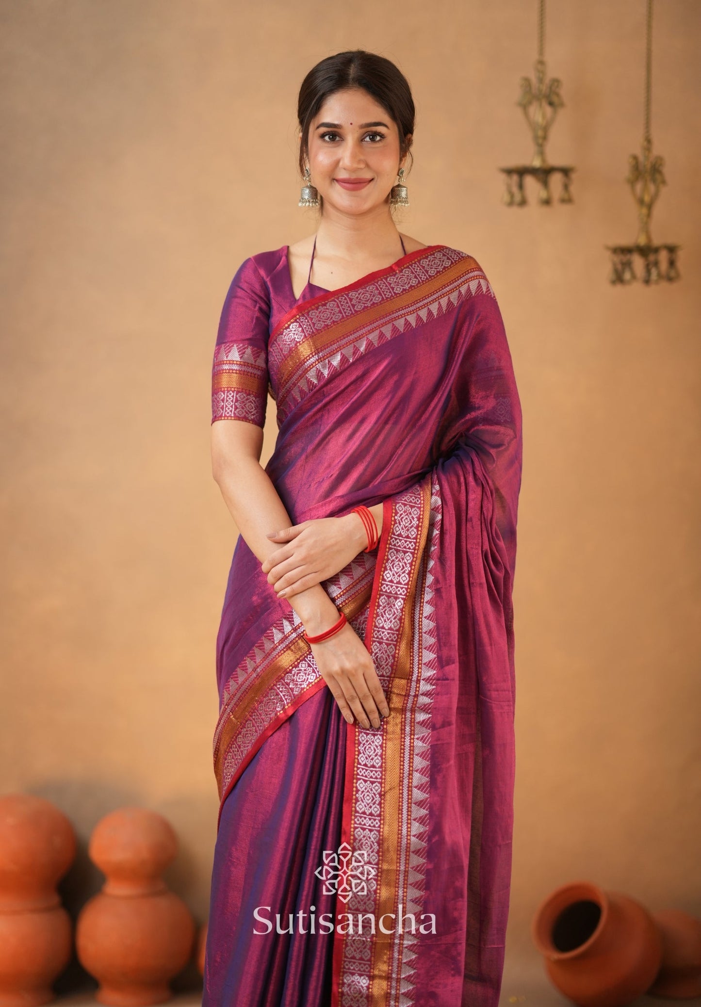 Dhiyona SS Artisan’s Touch: Magenta Handloom Tissue Cotton Saree
