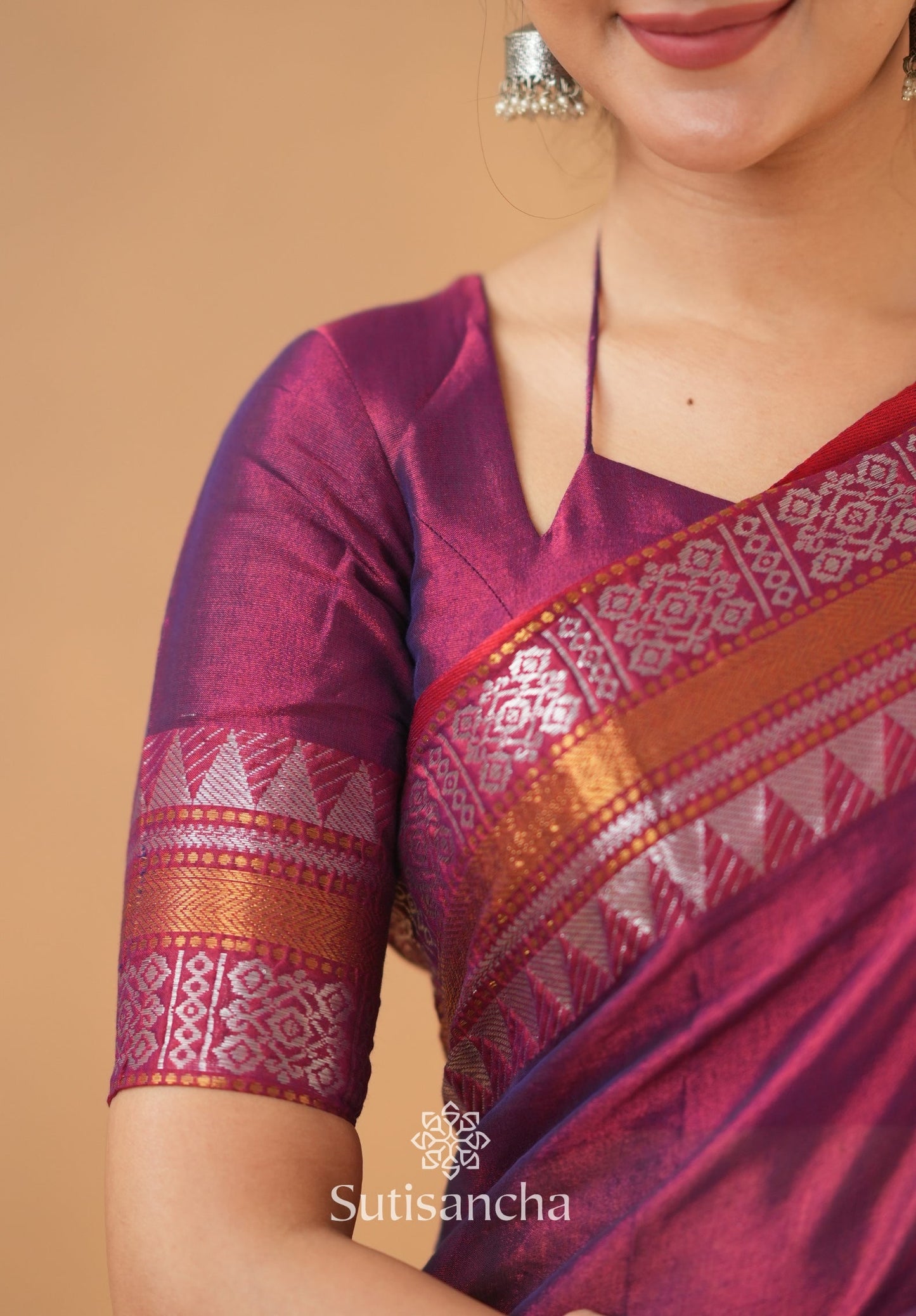 Dhiyona SS Artisan’s Touch: Magenta Handloom Tissue Cotton Saree