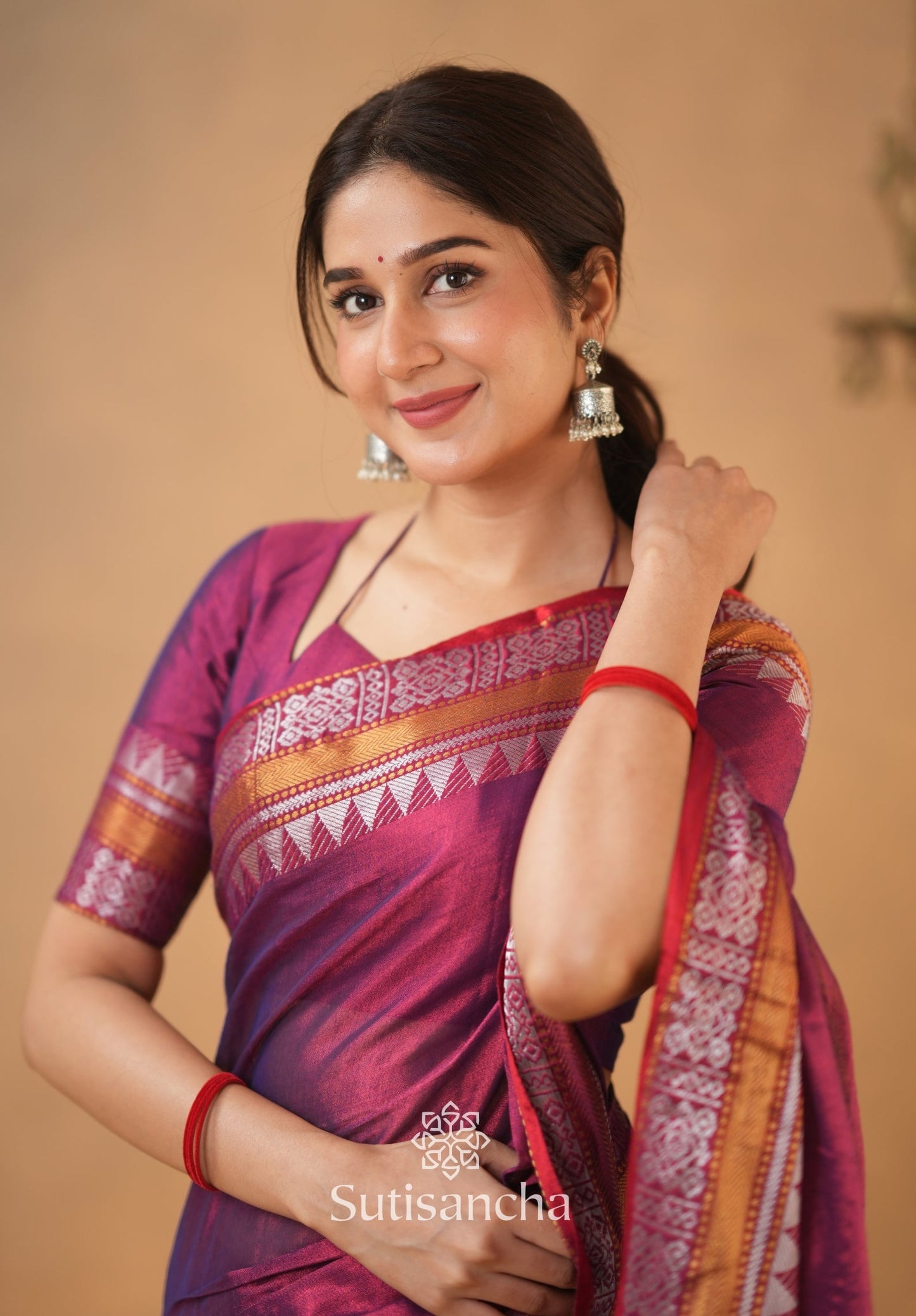 Dhiyona SS Artisan’s Touch: Magenta Handloom Tissue Cotton Saree