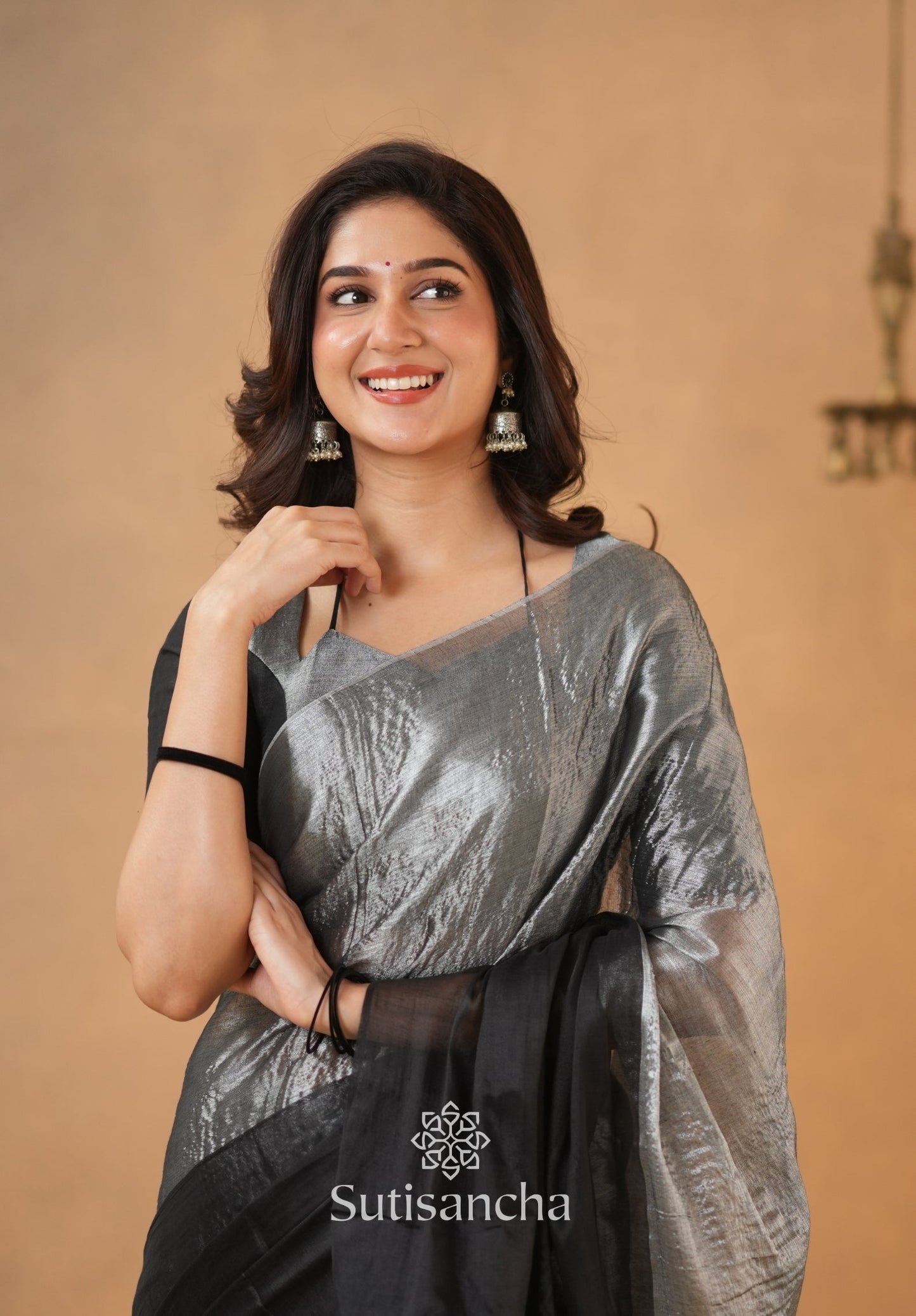 Dhiyona SS Regal Split Elegance Handloom Tissue Cotton Saree