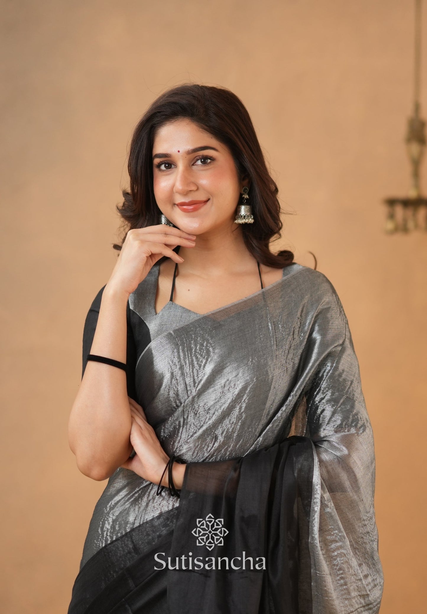 Dhiyona SS Regal Split Elegance Handloom Tissue Cotton Saree