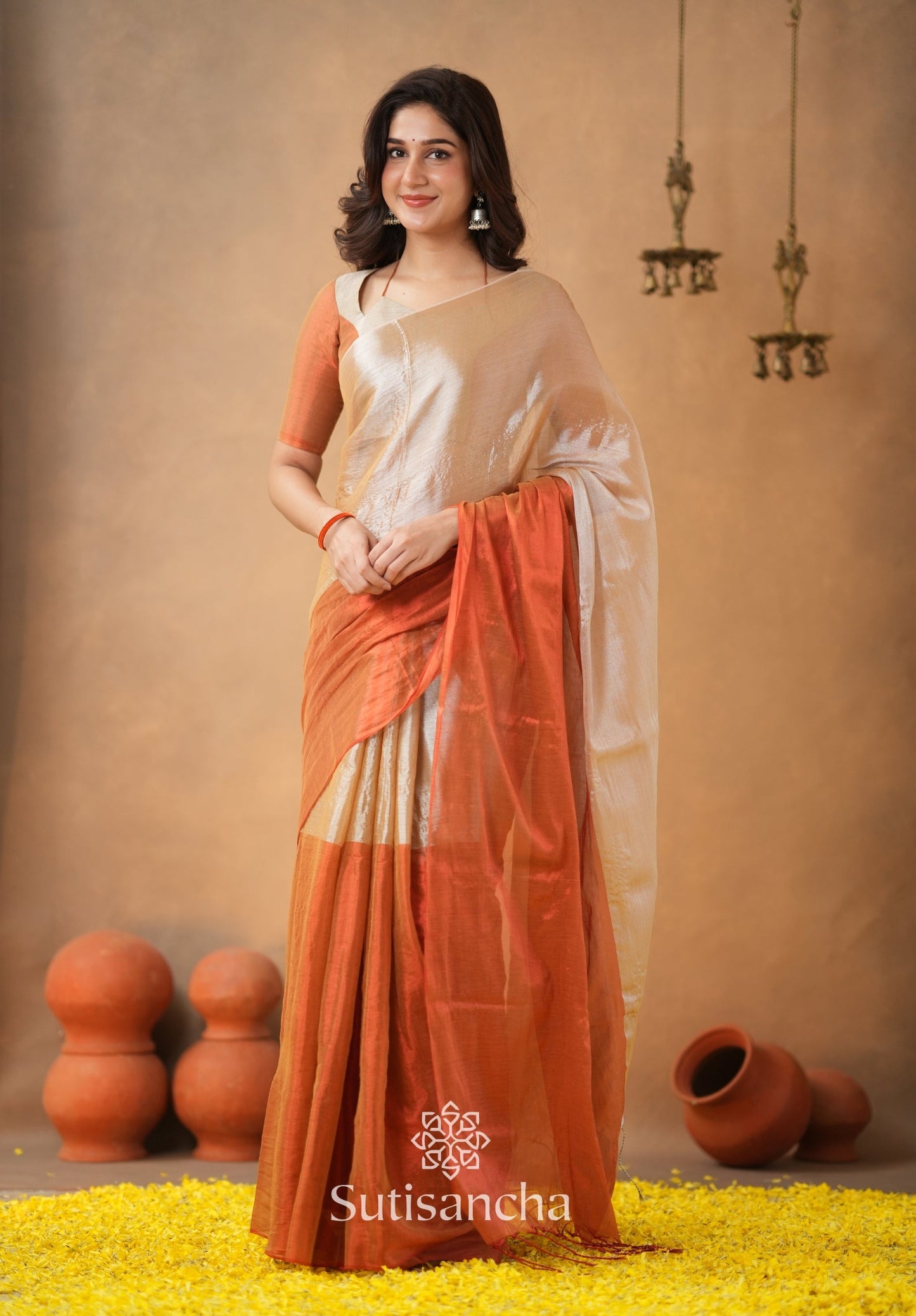 Dhiyona SS Regal Split Elegance Handloom Tissue Cotton Saree