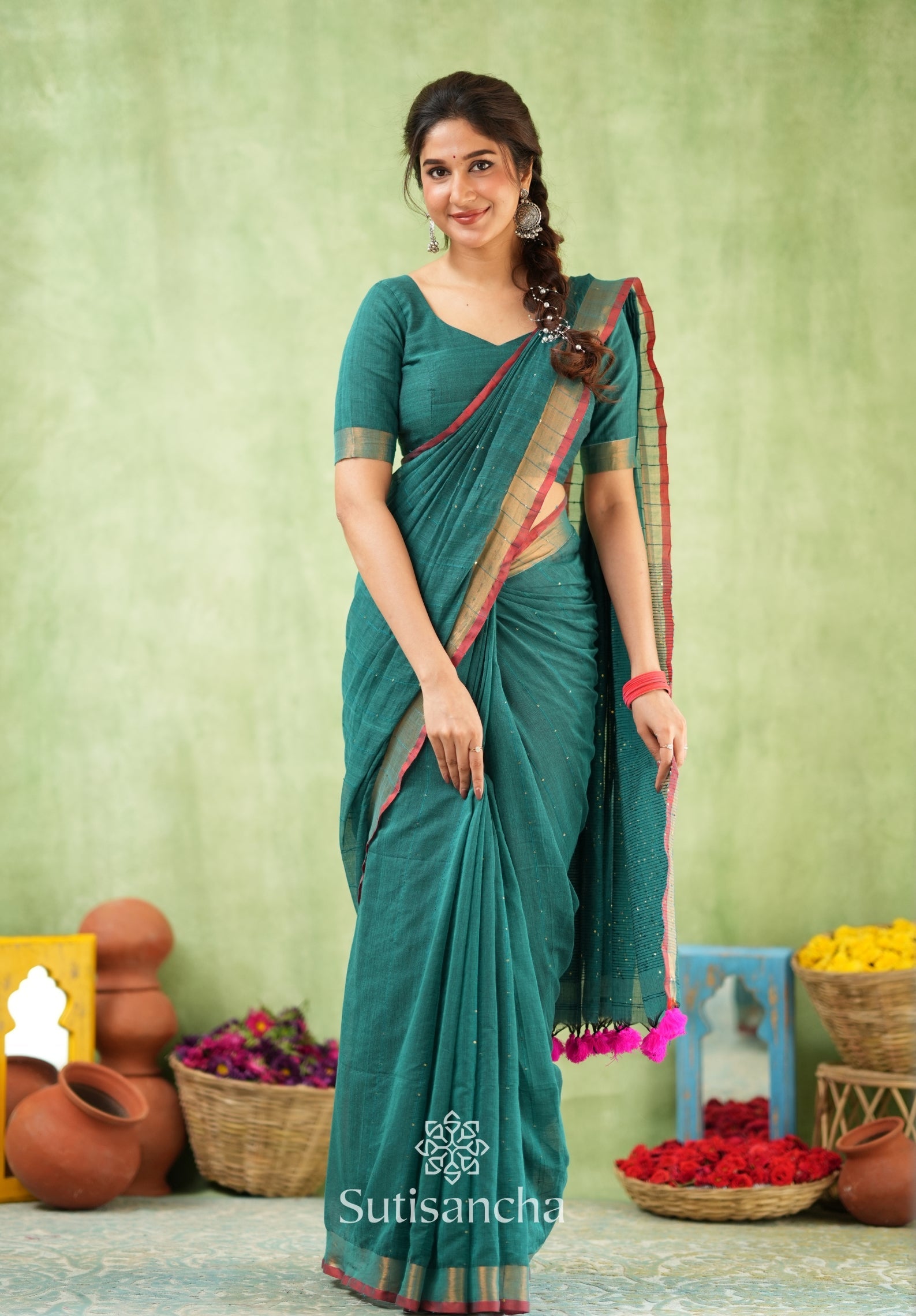 Dhiyona SS Sitaara Mul: Handwoven Sequin Elegance