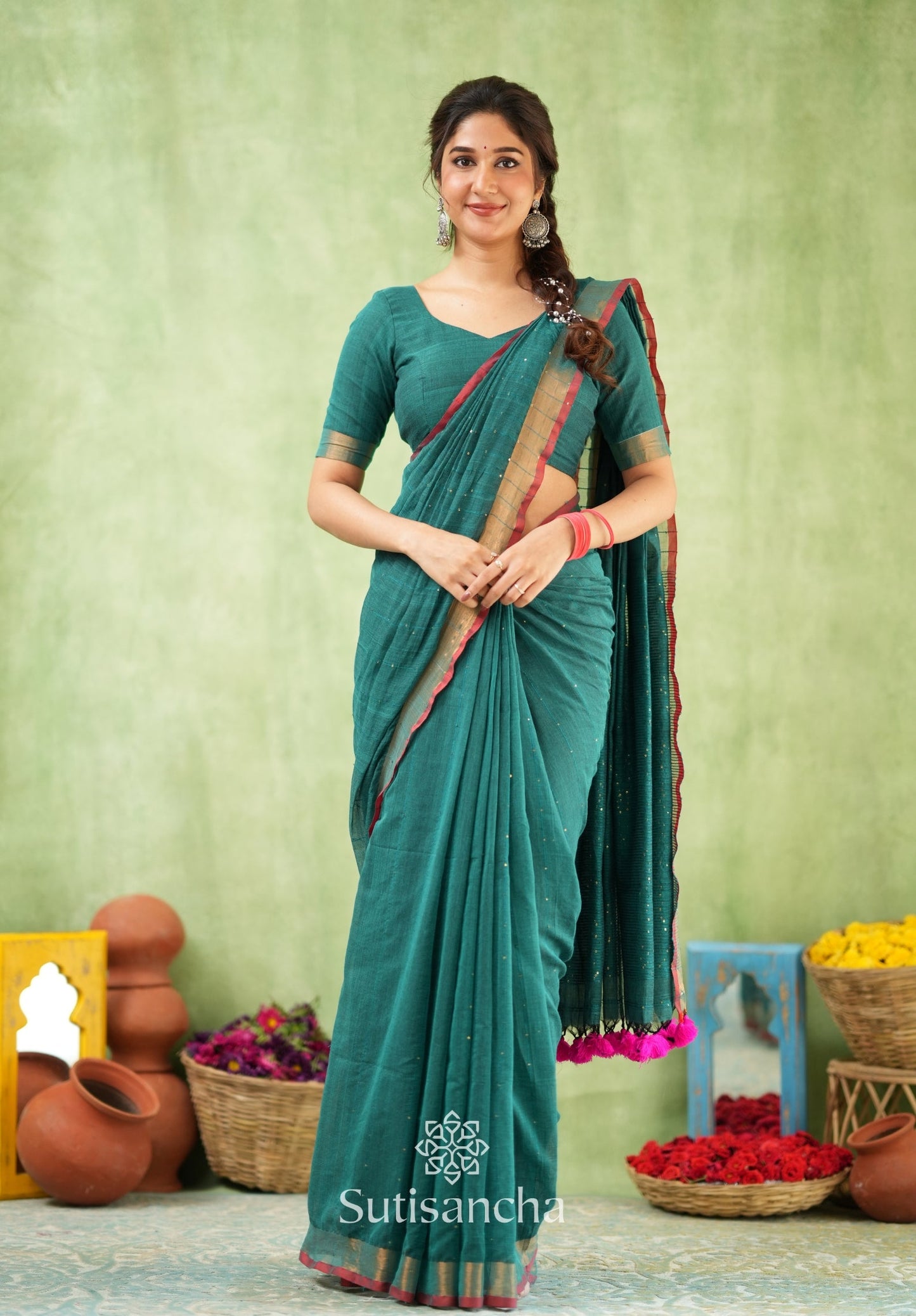 Dhiyona SS Sitaara Mul: Handwoven Sequin Elegance