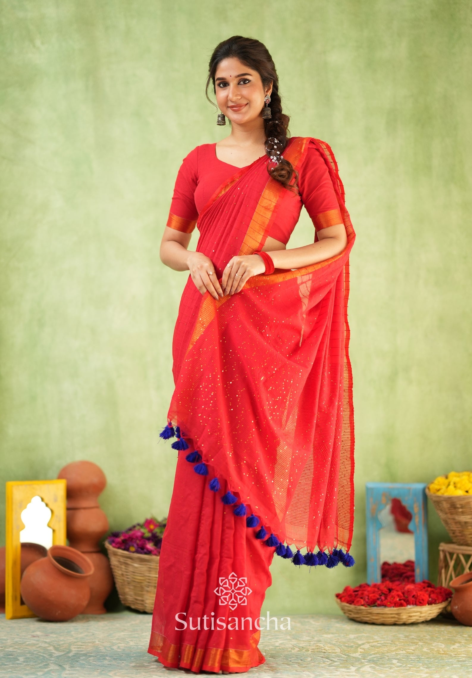 Dhiyona SS Sitaara Mul: Handwoven Sequin Elegance