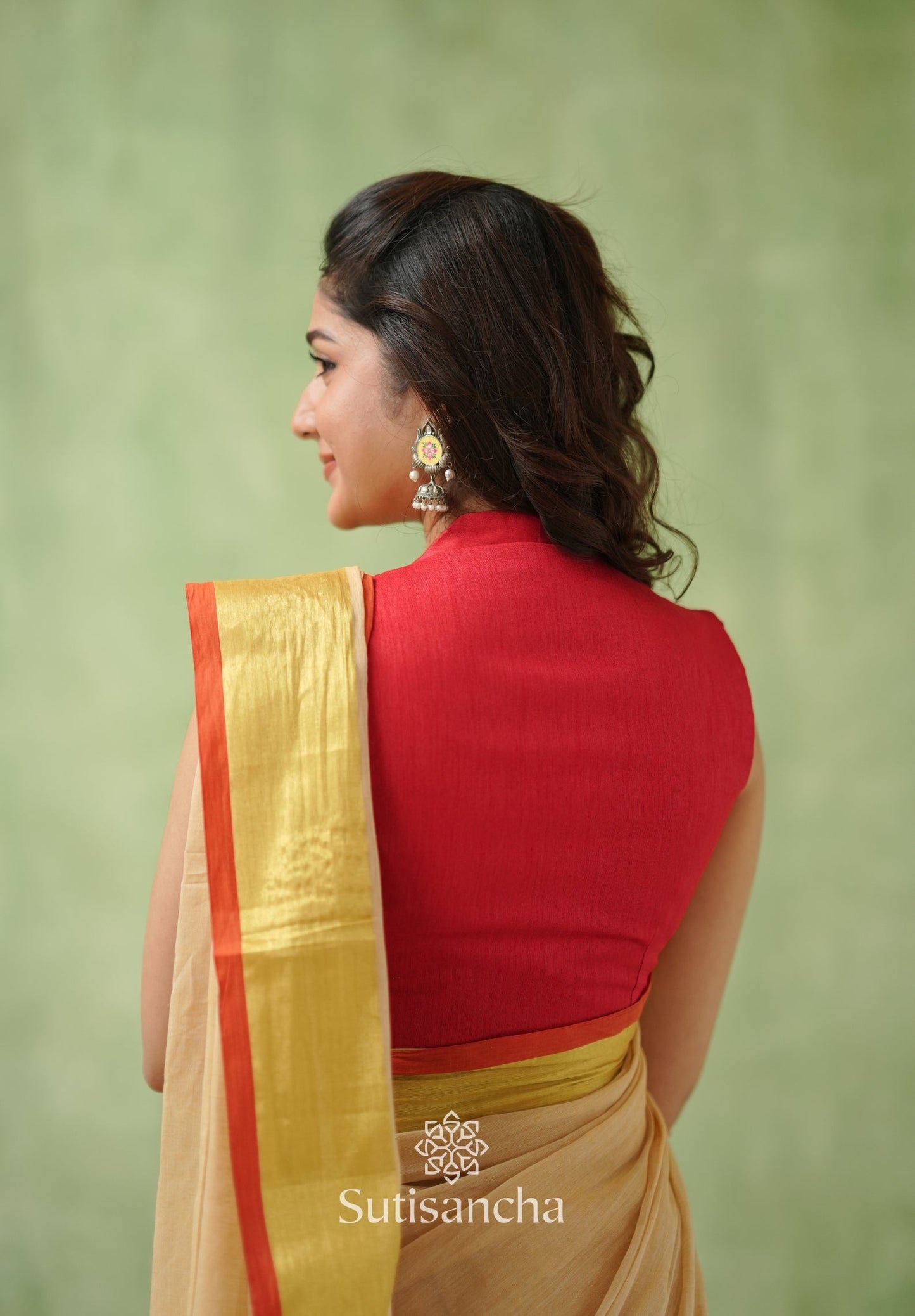 Dhiyona SS Golden Edge Classic Mul Saree