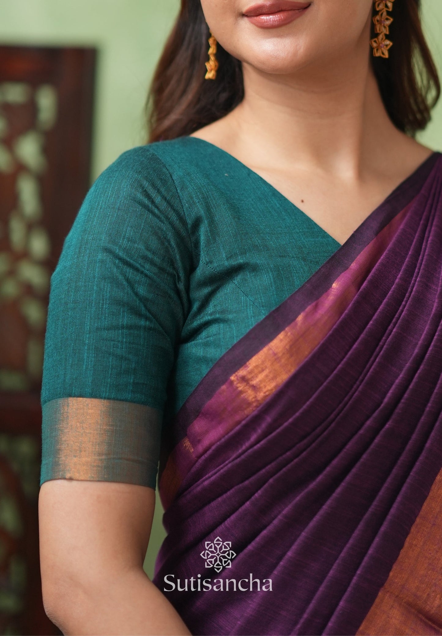 Dhiyona SS Royal Roots Revived Golden Border Cotton Saree