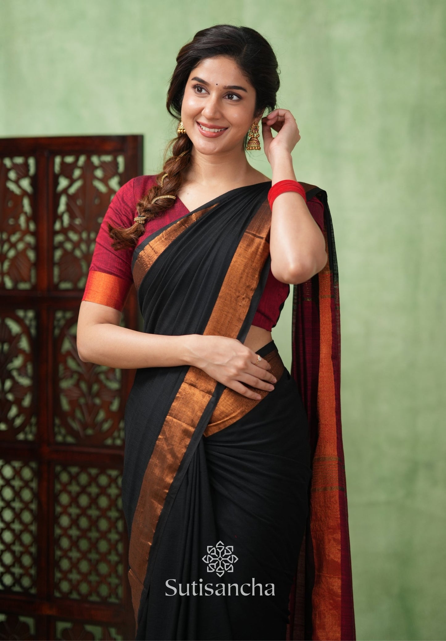 Dhiyona SS Royal Roots Revived Golden Border Cotton Saree