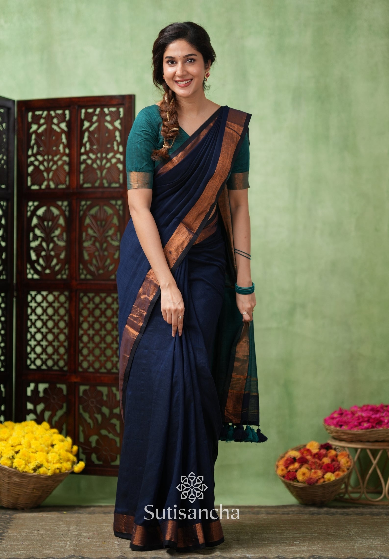 Dhiyona SS Royal Roots Revived Golden Border Cotton Saree