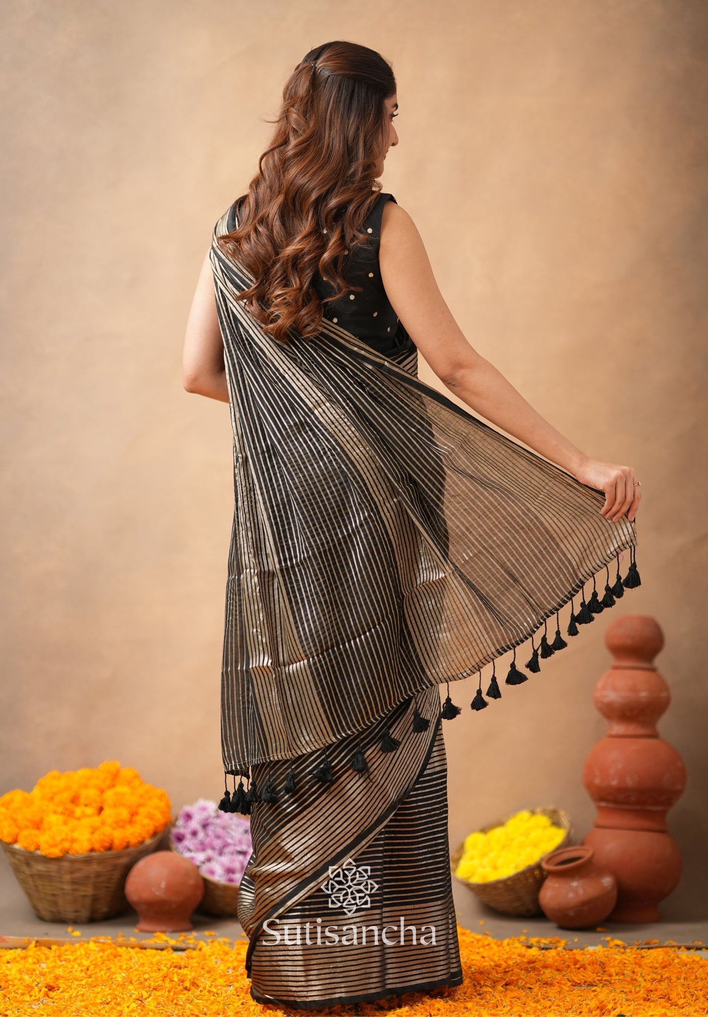 Dhiyona SS Pure Mul Cotton Saree with Subtle Woven Design