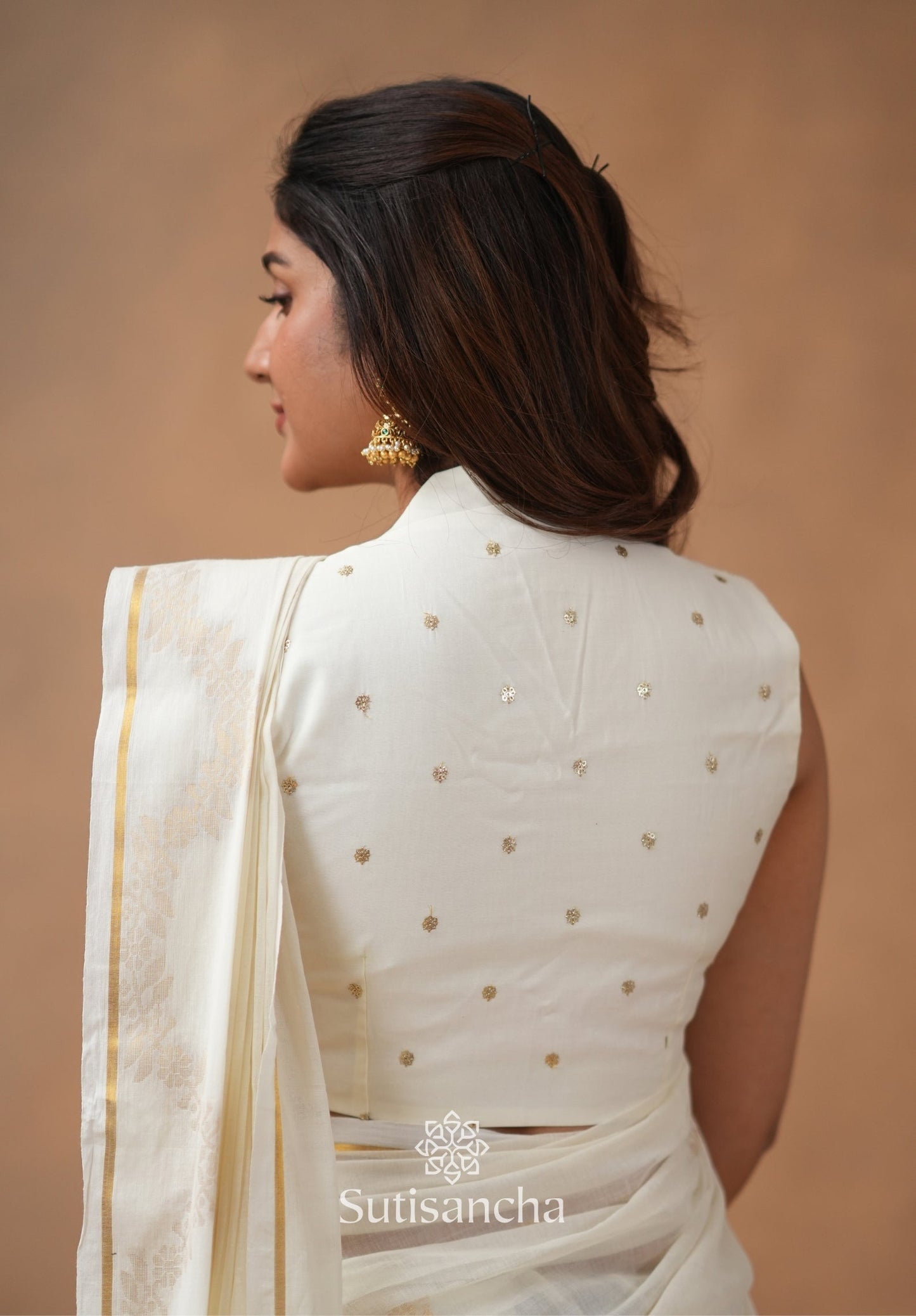 Dhiyona SS Pure Mul Cotton Saree with Subtle Woven Design