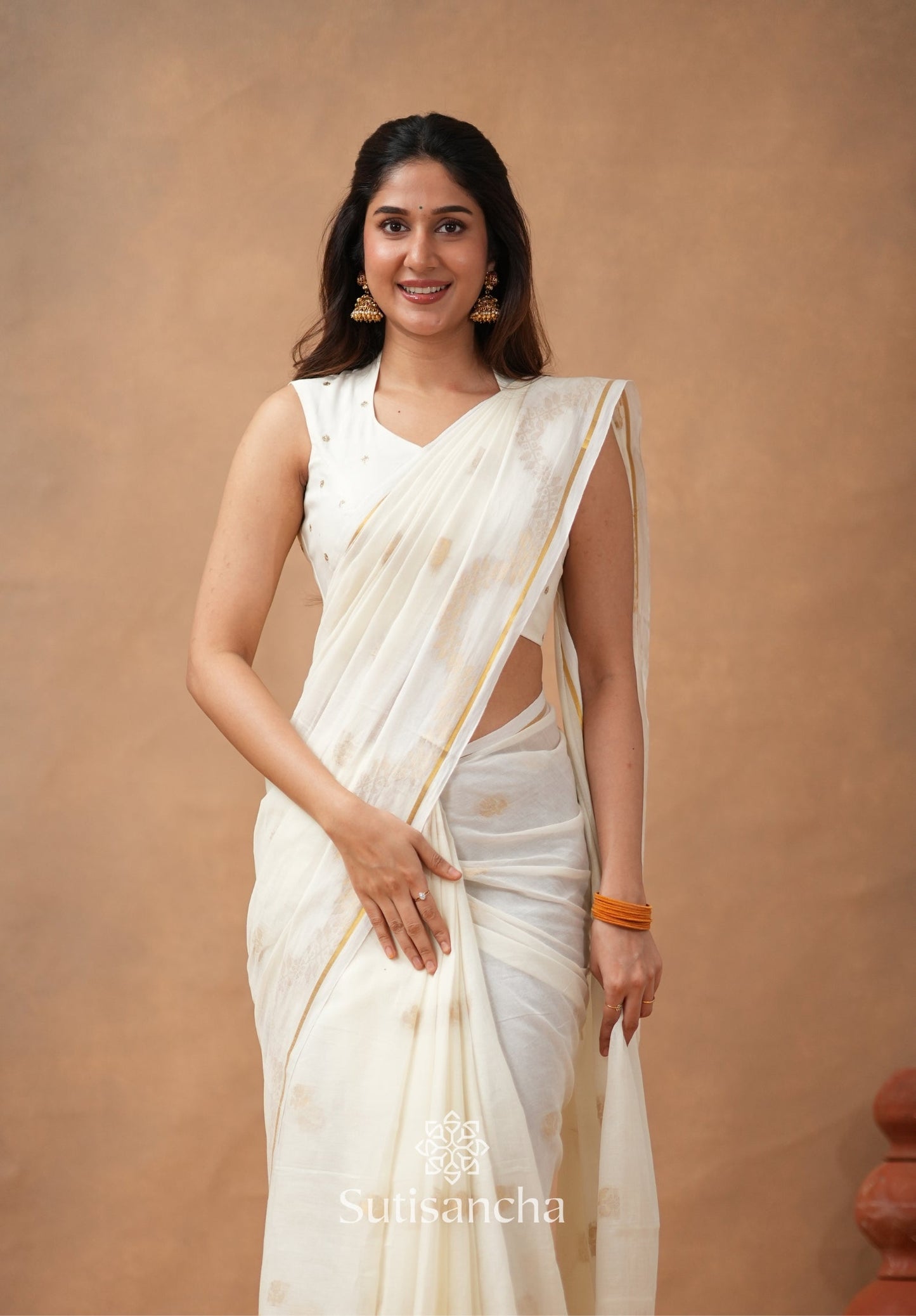 Dhiyona SS Pure Mul Cotton Saree with Subtle Woven Design