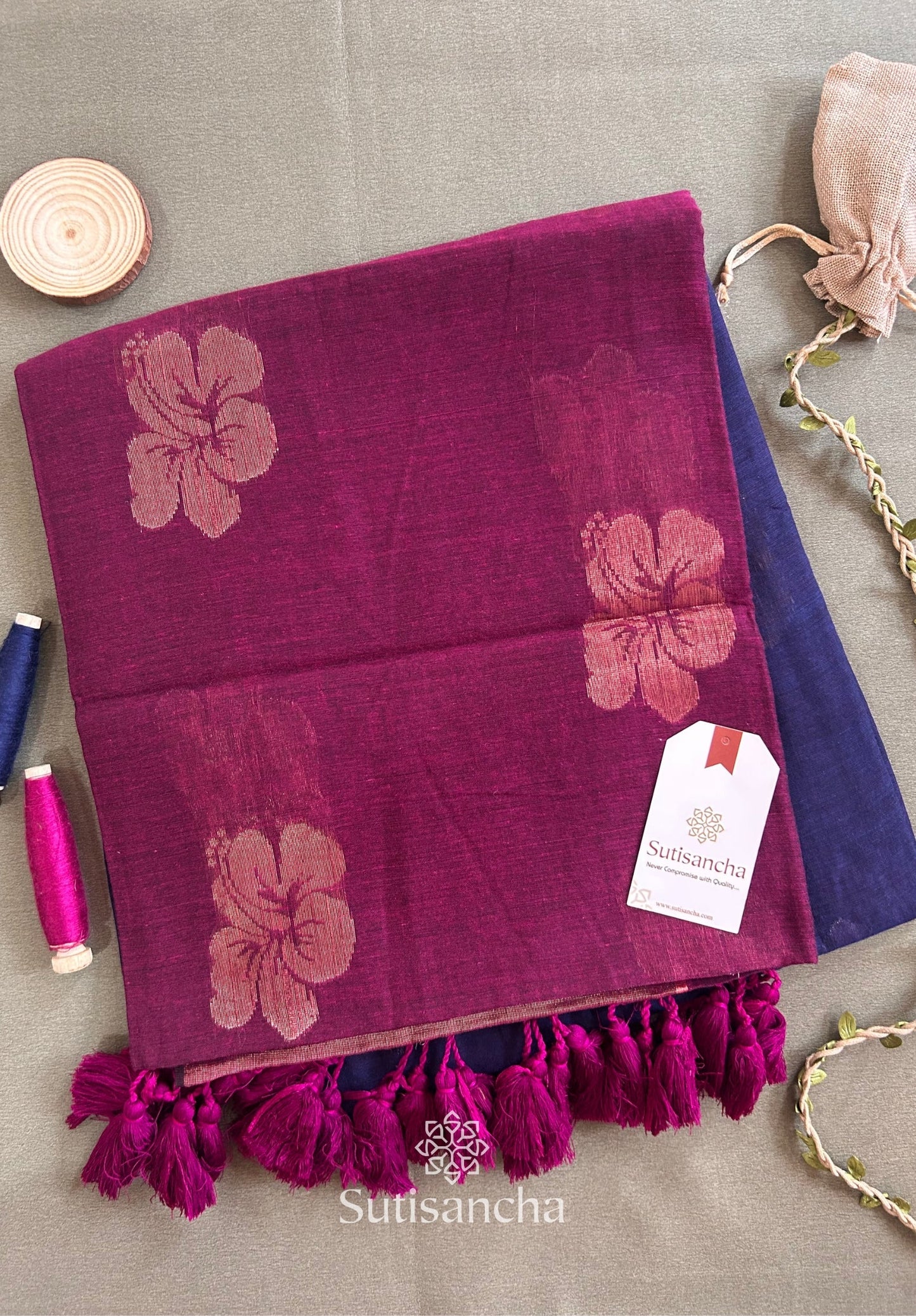 Dhiyona SS Sutisancha Rose-Design Signature Mul Cotton Saree