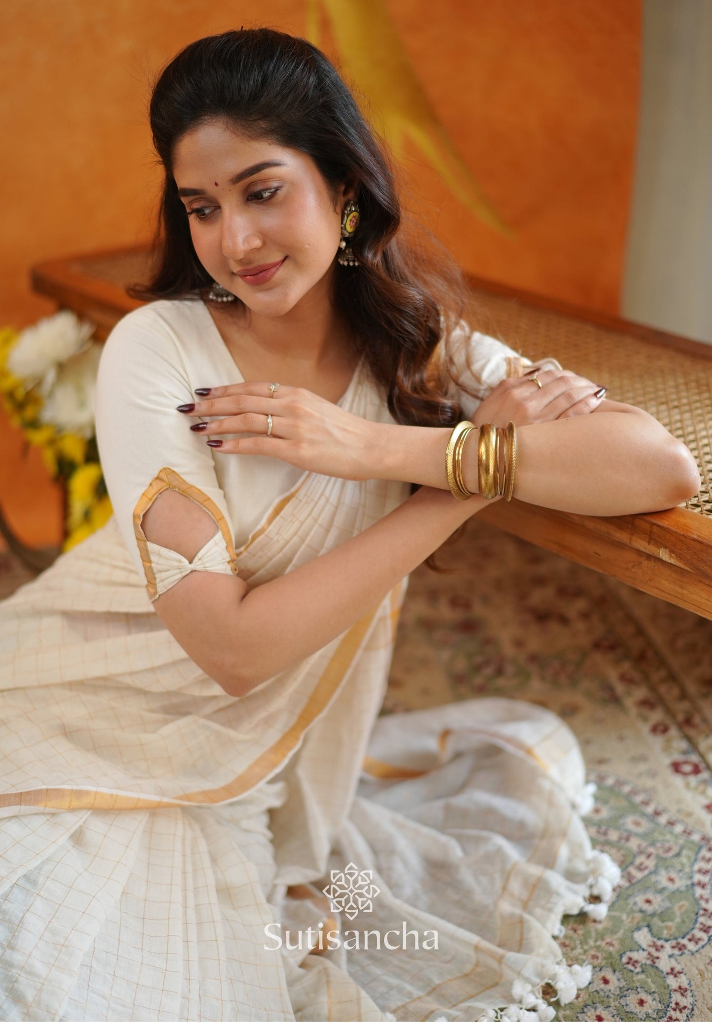 Dhiyona SS Golden Grid Classic Mul Cotton Saree