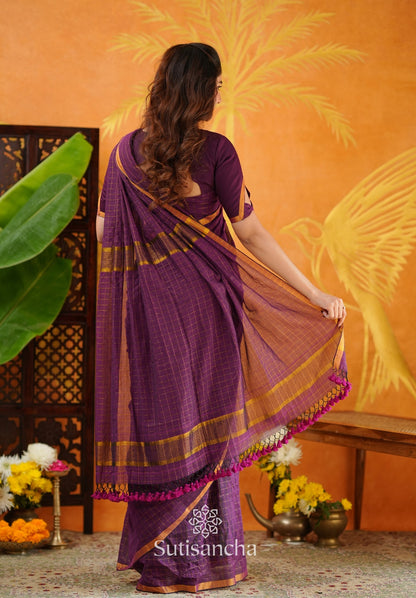 Dhiyona SS Golden Grid Classic Mul Cotton Saree