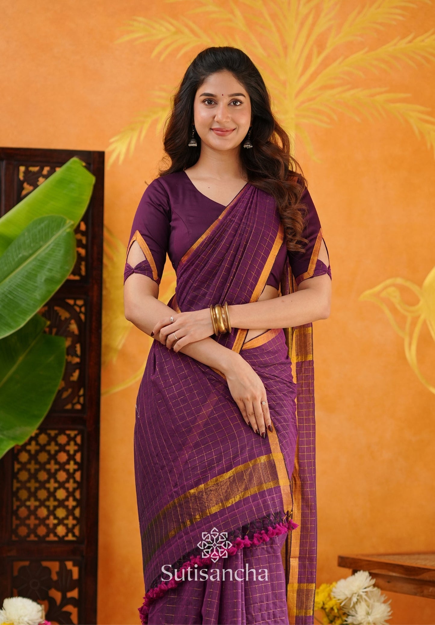 Dhiyona SS Golden Grid Classic Mul Cotton Saree