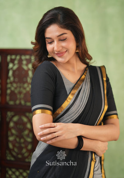 Dhiyona SS Regal Border Mul Cotton Saree