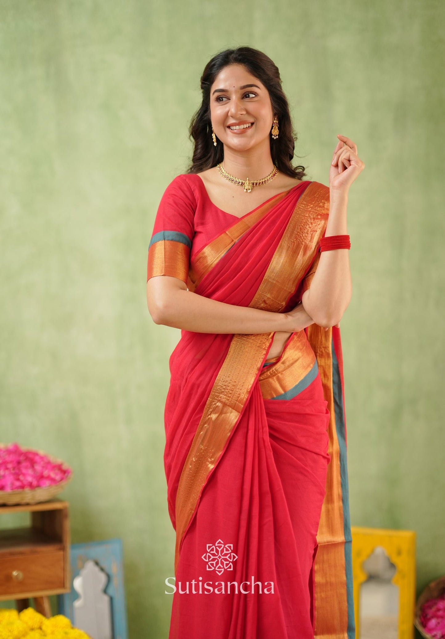 Dhiyona SS Golden Edge Classic Mul Saree