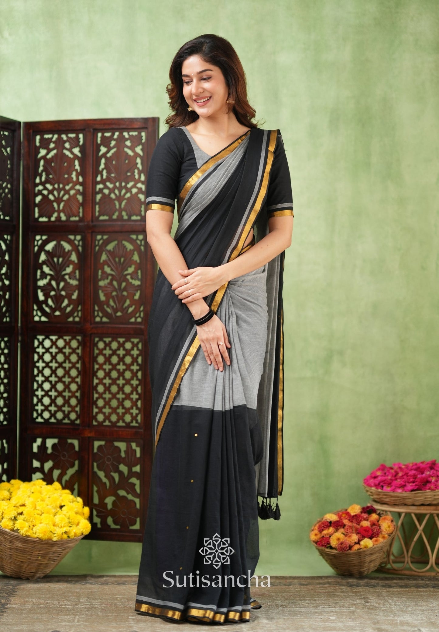 Dhiyona SS Regal Border Mul Cotton Saree