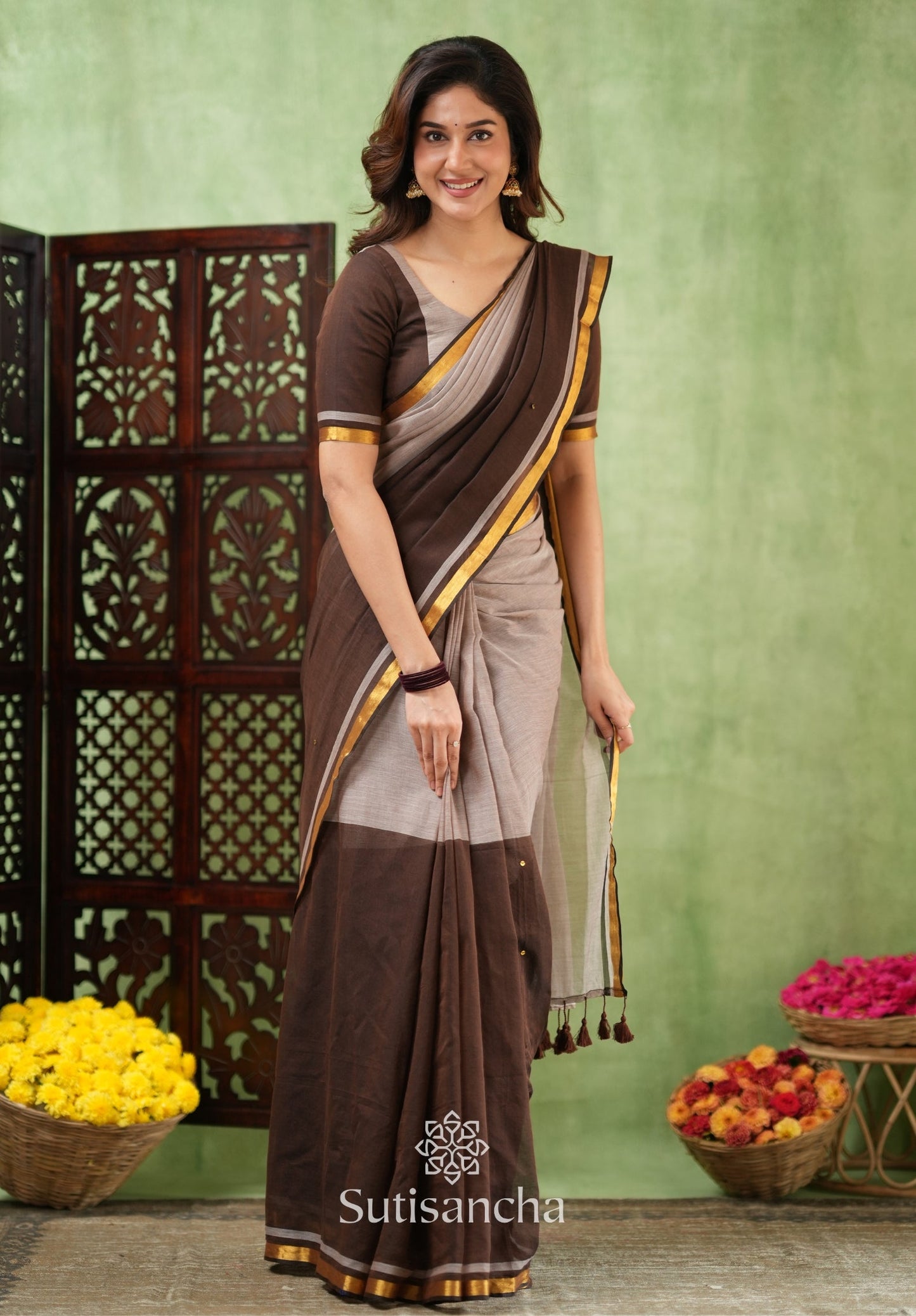 Dhiyona SS Regal Border Mul Cotton Saree