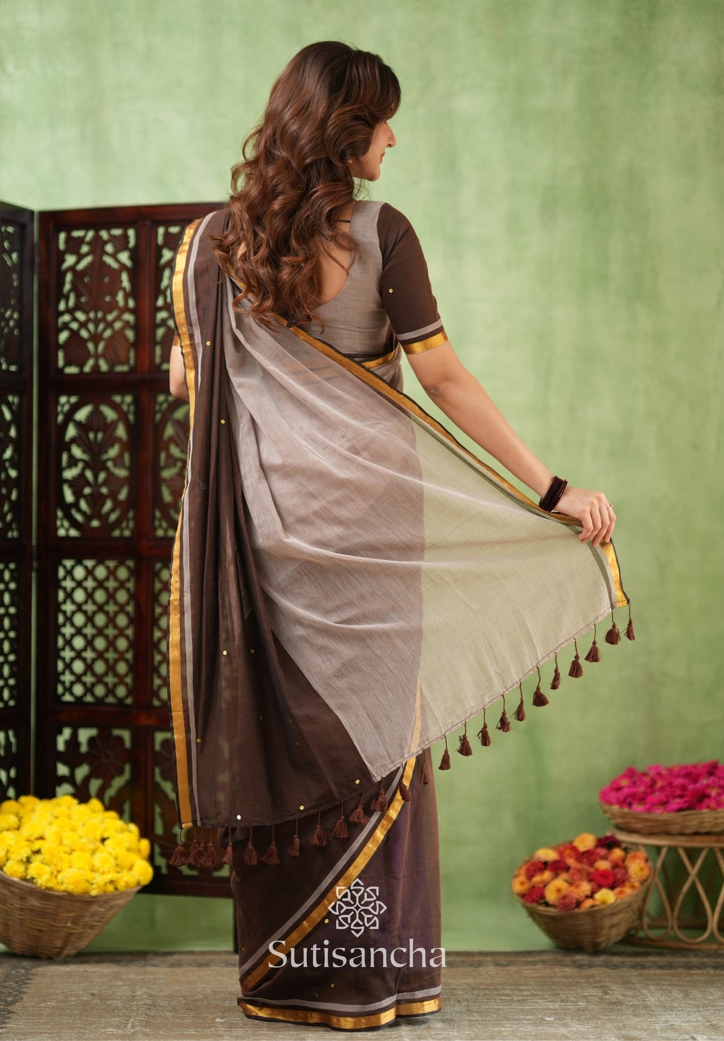 Dhiyona SS Regal Border Mul Cotton Saree