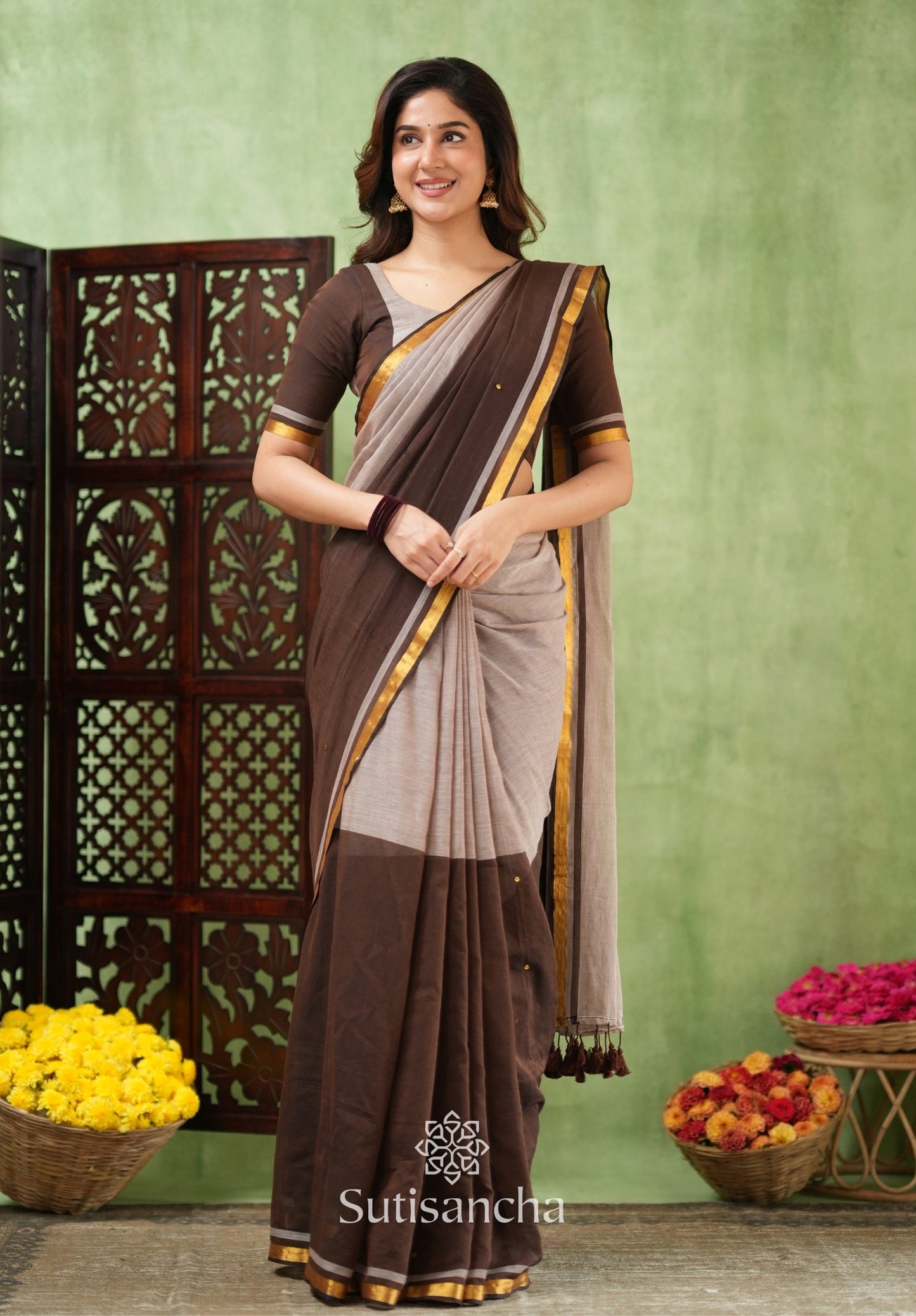 Dhiyona SS Regal Border Mul Cotton Saree