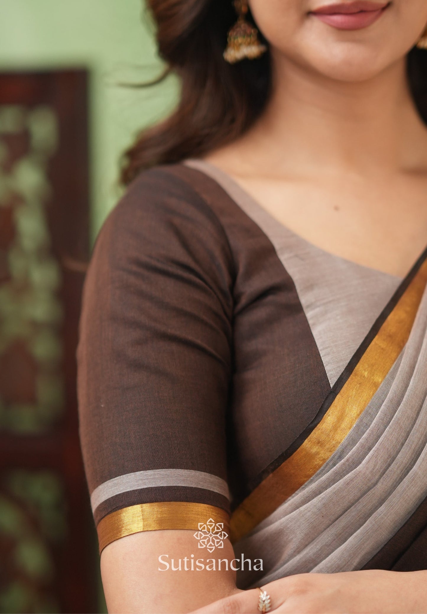 Dhiyona SS Regal Border Mul Cotton Saree