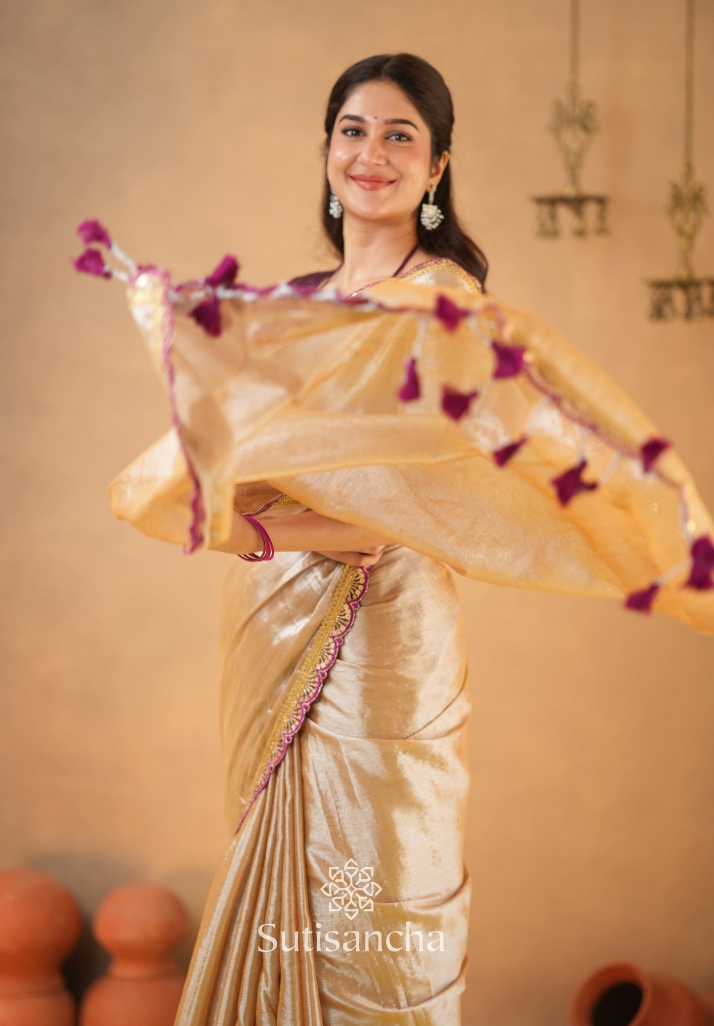 Dhiyona SS The Luxe Gleam Tissue Cotton Saree